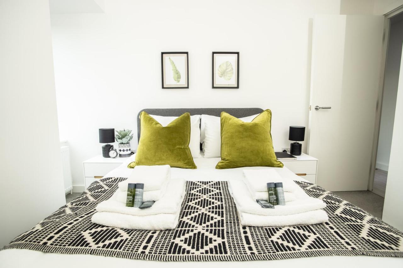 Pembroke House Apartments Exeter For Families Business Relocation Free Parking Exteriör bild